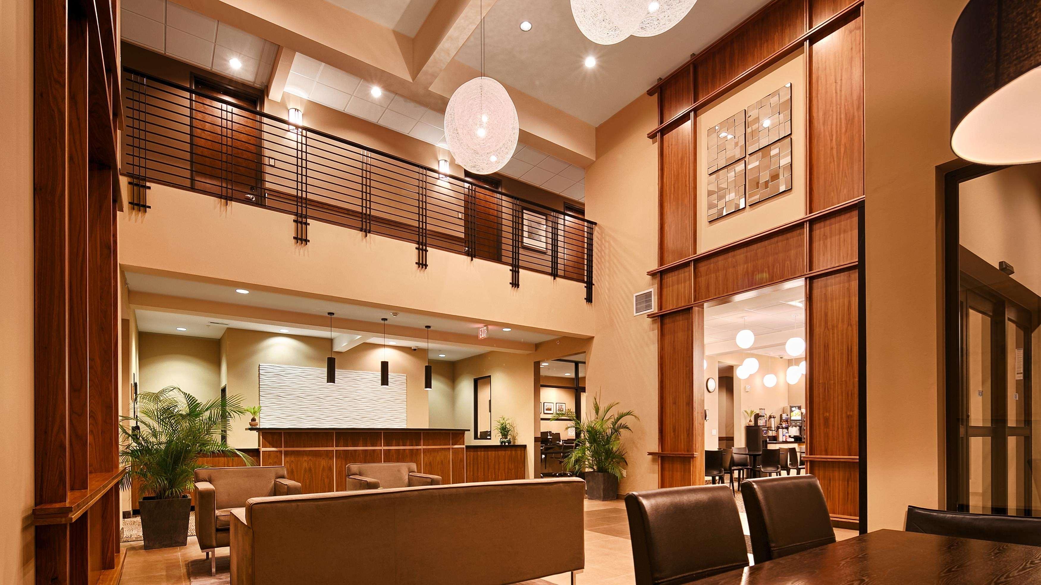 Best Western Plus Lacey Inn & Suites Exterior foto